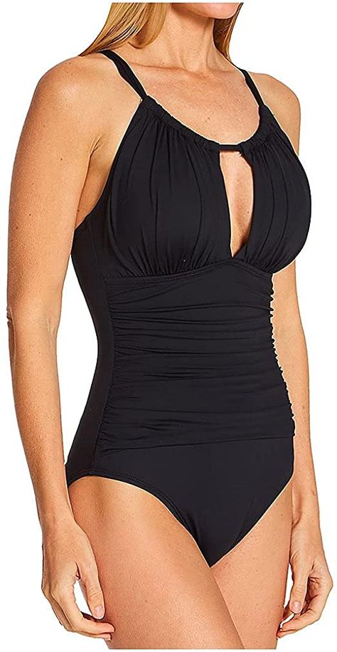 Revealing Swimsuits, Travel International, Swimsuits One Piece, Fashion Basics, Plus Size Brands, Summer Swimwear, Beach Chic, One Piece For Women, Summer Aesthetic