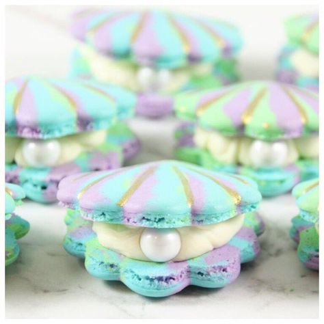 Clam macarons Shell macarons Le Petit Macaron (@lepetitmacaronperth) • Instagram photos and videos Clam Macarons, Sea Macarons, Ocean Macarons, Whale Macarons, Mermaid Macarons Sea Shells, Nautical Cake, Sweet 16 Cakes, Macaroon Recipes, Superhero Cake