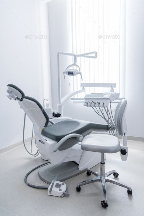 Dental Chair Design, Dental Health Week, Dentist Chair, Dentist Office Design, Female Dentist, Dental Chair, Dental Office Design Interiors, Dental Office Decor, Dental Equipment