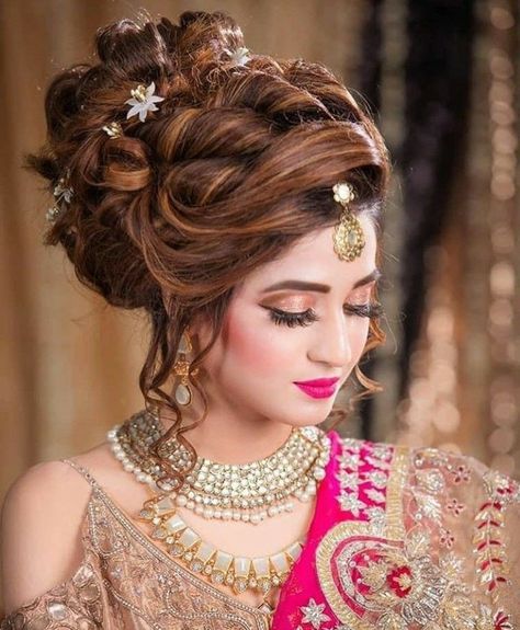 Hairstyles For Pakistani Wedding, Pakistani Hair, Pakistani Bridal Makeup Hairstyles, Pakistani Bridal Hairstyles, Bridal Hairstyle Indian Wedding, Pakistani Bridal Makeup, Wedding Bun Hairstyles, Bridal Makeup Images, Evening Hairstyles