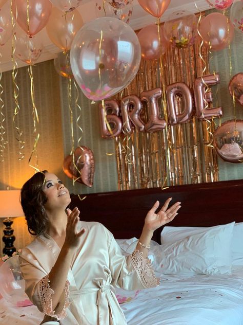 Bridal Suite Decor, Bridal Room Decor, Sage Green Wedding Colors, Bachelorette Party Photo, Bride To Be Balloons, Fairytale Bridal, Brides Room, Bridesmaid Photoshoot, Gold Wedding Inspiration