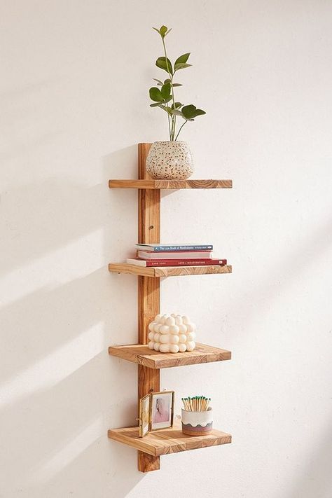 how to decorate for small spaces Diy Shelves Design, Diy Shelves Ideas, Diy Regal, Diy Hanging Shelves, Diy Wand, Centre Table, Regal Design, Column Design, Wood Wall Shelf