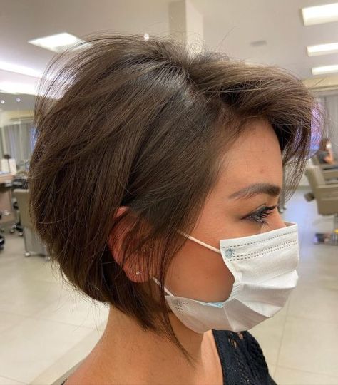 Graduated Bob Haircuts, Trendy Bob, Medium Bob Haircut, Trendy Bob Hairstyles, Inverted Bob Hairstyles, Layered Bob Haircuts, Bob Haircuts For Women, Short Bob Haircuts, Short Hair Haircuts