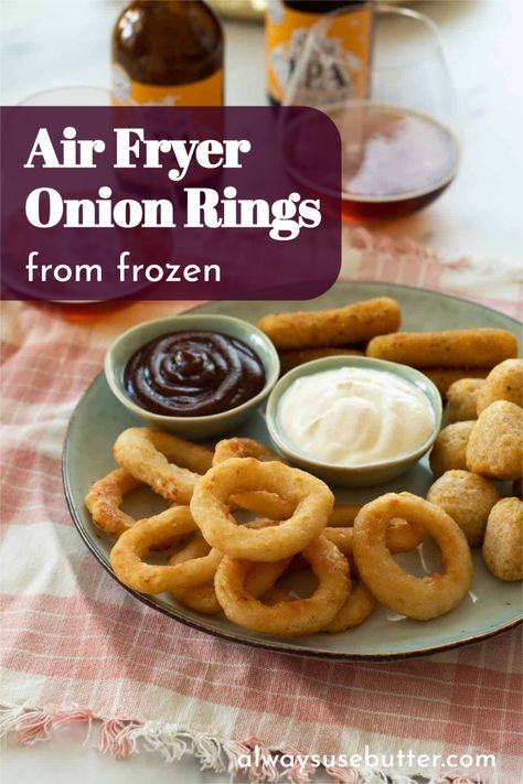 With minimal prep & less than 10 minutes of cooking you can make the best Air Fryer Onion Rings. Perfectly cooked and all ready to serve with your favorite sauce! A must have for any game day platter or superbowl spread! Superbowl Spread, Air Fryer Frozen Onion Rings, Onion Rings In Air Fryer, Air Fryer Vegetarian Recipes, Frozen Onion Rings, Air Fryer Side Dishes, Savory Snack Recipes, Air Fryer Appetizers, Air Fryer Snacks