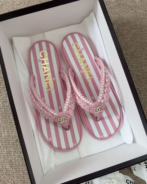 Chanel Flip Flops, Chanel Dad Sandals, Dad Sandals, Pretty Sandals, European Shoes, Chanel Pink, Pink Chanel, Pink Vibes, Pink Sandals