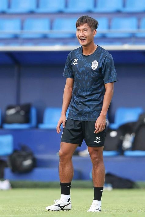 Cambodia footballer ❤️ Taehyung Photoshoot, Football Kits, Football Players, Cambodia, Football, Quick Saves, American Football