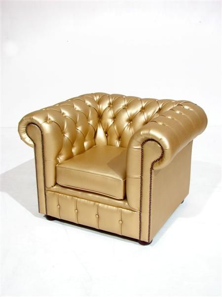 Chesterfield Furniture, Expensive Things, Shelves Design, Gold Inspiration, Silver Furniture, Gold Everything, Gold Furniture, Gold Chair, Club Armchair