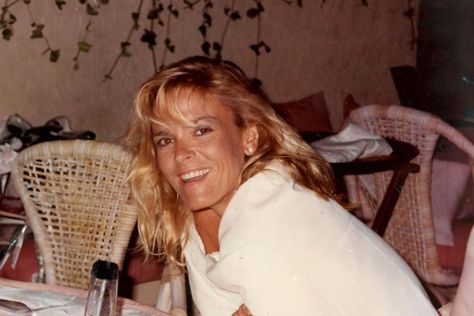 "She was a fighter": "The Life and Murder of Nicole Brown Simpson" reclaims a victim's humanity Nicole Simpson, Nicole Brown, Ted Bundy, Other People, Documentaries, Interview, The Creator, Actors, Human