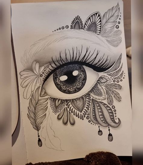 Janne Malmin’s Instagram profile post: “Halfway😅🖊👌🏼 #drawings #drawingbook #drawing #draw #sketching #sketches #sketch #sketchoftheday #sketch_daily #pensketch #penart…” Spiritual Sketches, Eye Doodles, Boho Doodles, Beginner Painting On Canvas, Easy Drawing Step By Step, Bird Paintings On Canvas, Doodle Art Flowers, Drawing Step By Step, Bff Drawings