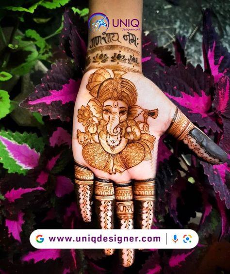 Beautiful Simple Mehndi Design, Bridal Mehendi Designs Hands, Henna Art Designs, Mehndi Design Pictures, Modern Mehndi Designs, Full Mehndi Designs, Beautiful Henna Designs, Mehndi Designs Front Hand, Wedding Mehndi Designs