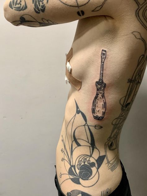 Screwdriver by me (IG: WinexCrimes) at Drop Out Tattoo in Canterbury UK Screwdriver Tattoo, Canterbury Uk, Trending Tattoos, Prison Tattoos, R Tattoo, Canterbury, Best Artist, Dreamcatcher Tattoo, Flash Tattoo