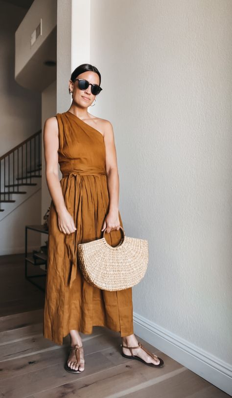 Classic Fashion Women, Natalie Borton, Coastal Clothing, Week Of Outfits, Chic Summer Outfits, Of Outfits, Classy Casual, Mode Inspiration, Spring Summer Outfits