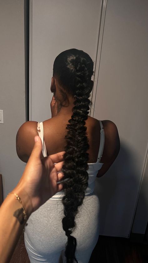 Fishtail Braided Ponytail Hairstyles, Fishtail Extended Ponytail, Fishtail Weave Ponytail, Long Fishtail Braid Black Hair, Half Up Half Down Hair With Fishtail Braid, Ocean Wave Ponytail Weave, Braided Fishtail Ponytail Black Women, Fish Tail Braid Ponytail Black Women, Fishtail High Ponytail