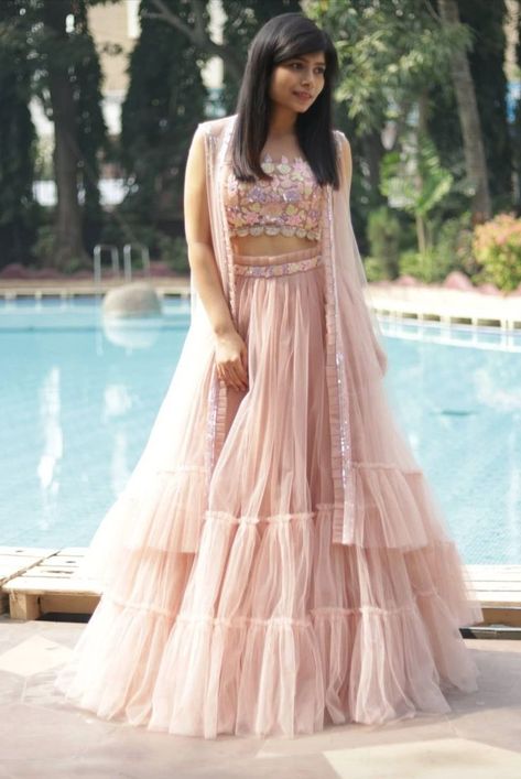 Marriage Clothes For Girl, Modest Lehenga Designs, Net Chaniya Choli Designs, Lehenga Designs For Teens, Croptop Lehenga Designs Latest, Lehenga For Girls, Organza Gown, Frock Designs, Lehenga Saree Design