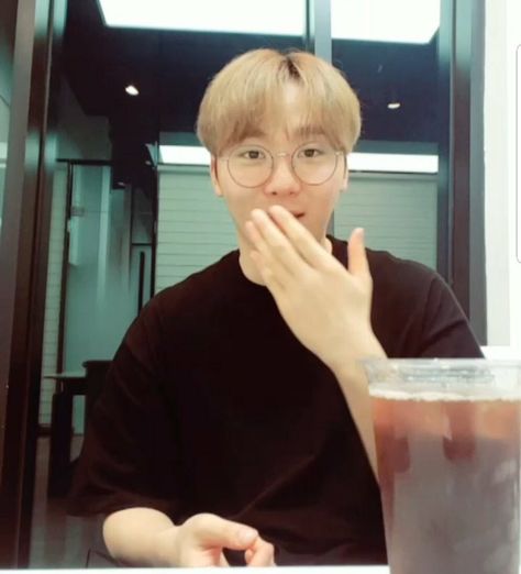 Seungkwan Coffee, Boo Seungkwan, Coffee Date, Eye Black, The Cutest, Seventeen, Coffee, Quick Saves, Black