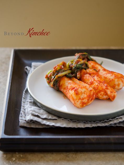 Bachelor Kimchi How To Make Fermented Foods, Salted Shrimp, Korean Chili Flakes, Radish Kimchi, Anchovy Sauce, Korean Recipes, Fermented Foods, Asian Food, Korean Food