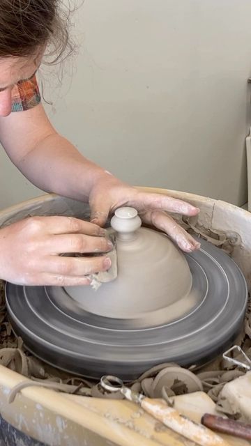 Ayla Mullen on Instagram: "I love lids. And knobs. And handles. They're such a wonderful opportunity to be playful with a form. One of my favorite techniques is throwing a knob directly onto a lid, shown here on one of my round butter dishes. The immediacy of this technique allows me to respond directly to the curves of the lid's form as I shape the knob, and I find that I can bring harmony to the separate elements of the form with greater success. The challenges of this technique are that t Round Butter Dish, Pottery Butter Dish, Wheel Throwing, Pottery Dishes, Wheel Thrown Pottery, Pottery Wheel, Knobs And Handles, Pottery Studio, Butter Dish