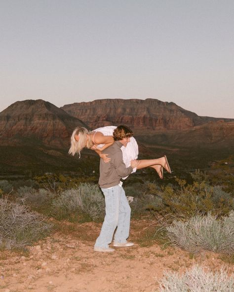 Candid Couples Photos, Couple Candid Pictures, Indie Couple Photoshoot, Arizona Photoshoot, Candid Photo, Candid Pictures, Engagement Photos Funny Goofy, Couple Photoshoot Poses Natural, Candid Couple Photoshoot