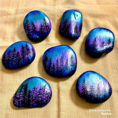 Northern Lights Rock Painting, Lake Theme, Northern Lights Painting, Library Art, Painted Rock Animals, Painted Rocks Kids, Galaxy Painting, Rock Decor, Paint Marker