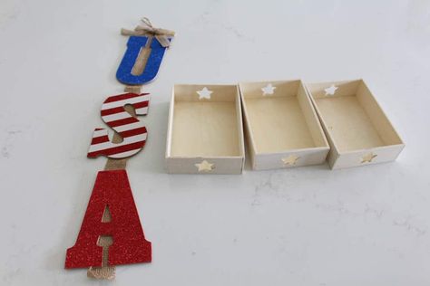 Dollar Tree Red White And Blue Crafts, Dollar Tree Fourth Of July Crafts, 4thof July Crafts, July 4th Crafts For Adults, Fourth Of July Decorations Diy, Dollar Tree Fourth Of July Diy, Dollar Tree Patriotic Crafts Diy, Dollar Tree 4th Of July Crafts, 4th Of July Crafts For Adults