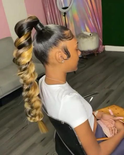 Wedding Chignon, Sleek Braided Ponytail, High Ponytail Hairstyles, Weave Ponytail Hairstyles, Sleek Ponytail Hairstyles, Big Box Braids Hairstyles, Black Ponytail Hairstyles, Cute Box Braids Hairstyles, Braided Ponytail Hairstyles