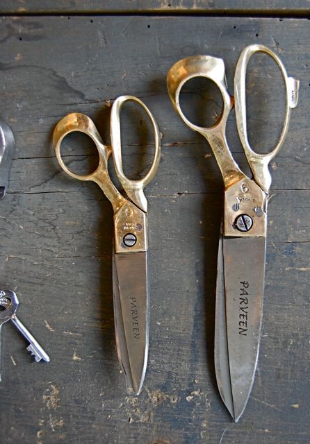 http://spartan-shop.com/products/835-brass-steel-fabric-scissors Big Scissors, Vintage Scissors, Sewing Scissors, Old Tools, Fabric Scissors, Vintage Tools, Sewing Items, Chatelaine, Sewing Tools