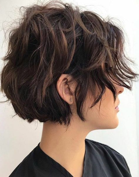 Short Wavy Hairstyles For Women, Thick Wavy Hair, Wavy Bob, Wavy Haircuts, Haircuts For Wavy Hair, Short Wavy Hair, Short Wavy, Long Hair With Bangs, Penteado Cabelo Curto