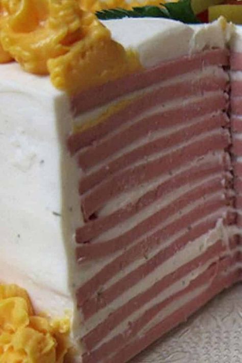 How to Make Baloney Cake (Bologna Cake) - Half-Scratched Bologna Cake, Pepperoni Dip, 1950s Food, Chips Dip, Las Vegas Food, Vegas Food, Cheesecake Dip, Pork N Beans, Meat Appetizers