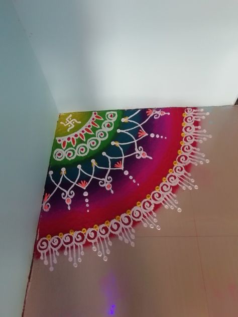 Rangoli Designs In Semi Circle, Rangoli Designs Border Latest, Rangoli Corner Design, Rangoli For Corner, Corner Rangoli Designs Diwali, Rangoli Designs Corner, Corner Rangoli Designs Easy, Rangoli Corner, Corner Rangoli Designs