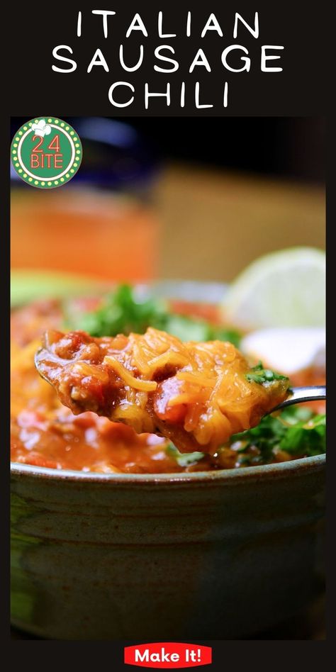 spoonful of Italian Sausage Chili, covered in shredded cheddar cheese as a garnish Chilli Recipe With Sausage, Chili No Beans Recipe, Italian Chili Recipe, Italian Sausage Chili, Low Calorie Chili, Sausage Chili Recipe, Chili No Beans, Soup Chowder, Chili Without Beans