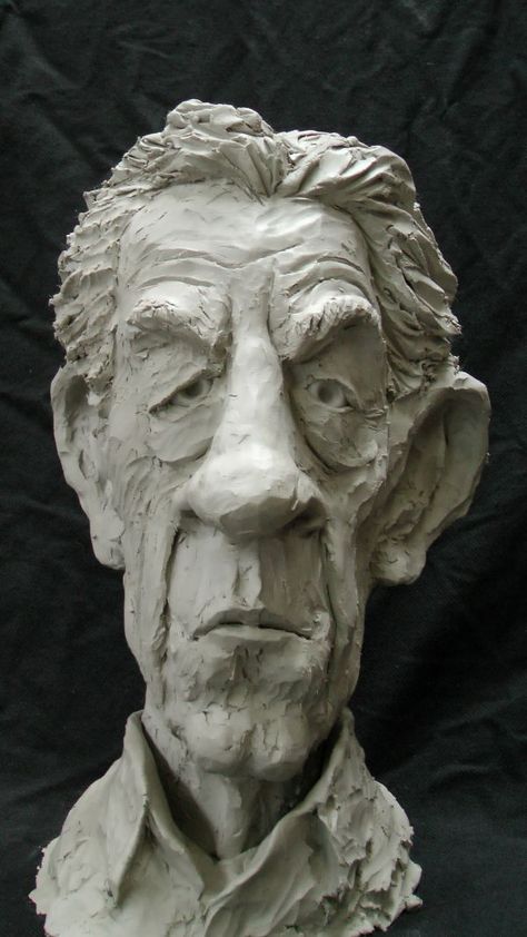 Ceramic Portrait Sculpture, Portrait Clay Sculpture, Clay Statues Sculpture, Clay Bust Sculpture Ideas, Clay Portrait Sculpture Faces, Clay Person Sculpture, Ceramic Bust Sculpture, Portrait Sculpture Faces, Face Clay Sculpture