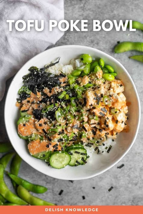 Tofu Poke Bowl, Tofu Poke, Spicy Mayo Sauce, Chili Tofu, Tofu Sushi, Grain Bowl Recipe, Poke Bowl Recipe, Pickled Cucumbers, Tempeh Recipes