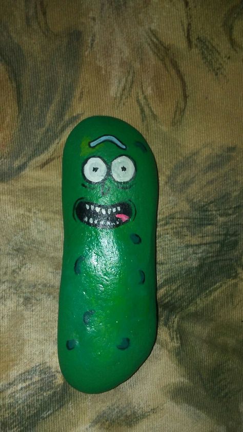 Pickle rick painted rock! Pickle Rock Painting Ideas, Rock Painting Pickle, Pickle Rick Rock Painting, Pickle Painted Rock, Pickle Rick Painting, Pickle Painting, Pocket Rocks, Painted Rocks Ideas, Easy Pickle