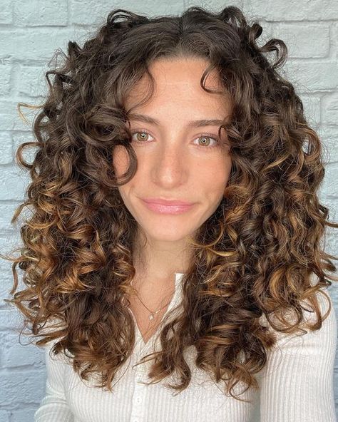 Rounded Layers Curly Hair, Different Hair Cut, Longer Layers, Curly Haircut, Natural Curly Hair Cuts, Layered Curly Hair, Different Hair, Middle Aged Women, Long Layers