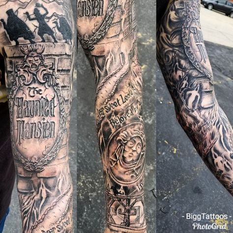 Disney World Tattoo, Disney Character Tattoos, Haunted Mansion Bathroom, Disney Tattoo Sleeve, Mansion Tattoo, Tattoos Ghost, Haunted Mansion Ideas, Disney Characters Tattoos, Haunted Mansion Tattoo