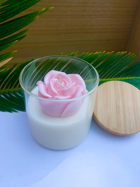 Candle Design Ideas, Unique Candle Making Ideas, Velas Candles, Rose Scented Candle, Homemade Scented Candles, Valentine Candles, Diy Candles Scented, Spring Candles, Teacup Candles