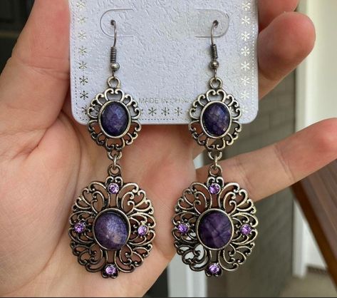 Whimsigoth Earrings, Purple Outfits, Dope Jewelry, Funky Jewelry, Jewelry Lookbook, Dream Jewelry, Jewelry Inspo, Pretty Jewellery, Piercing Jewelry