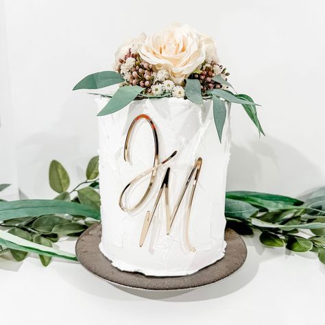 Elegant Wedding Cake Toppers, Wedding Cake Topper Acrylic, Cross Cake Topper, Wedding Cake With Initials, Wedding Shower Cakes, Monogram Wedding Cake, Cake Topper Acrylic, Engagement Cake Toppers, Cake Topper Initials