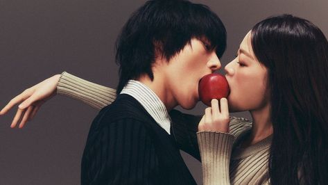 Pop Base on X: "Jang Kiyong and Chun Woohee, cast of upcoming K-Drama ‘The Atypical Family,’ in new photoshoot for Elle Korea. https://t.co/9Awt3VvSpE" / X Atypical Family, Kdrama Men, Jang Kiyong, Kdrama Wallpaper, Elle Korea, Couple Poses Reference, 사진 촬영 포즈, Human Poses Reference, Human Poses