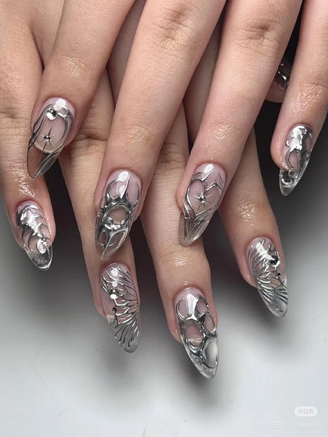 Ongles Goth, Nails Transparent, Asian Nail Art, Ongles Bling Bling, Nails Edgy, Nails Y2k, Asian Nails, Goth Nails, Transparent Nails