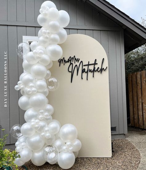 Congratulations to The Matulichs✨🤍💍 being asked to recreate past work of my own >> always trying to get better 🥹 #weddingballoons #monochromaticballoons #sonomacountyballoons #sonomacountyballoonstylist Bride To Be Balloon Arch, Congratulations Backdrop, Engagement Party Photo Backdrop, Proposal Decorations, Engagement Party Bbq, Fun Engagement Party, Backdrop Balloons, Design Balloon, Bday Pics