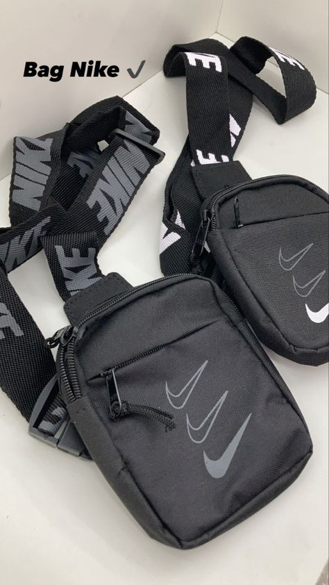 Nike Sling Bag Men, Nike Sling Bag, Nike Shoulder Bag, Aesthetic Socks, Thrasher Shirt, Nike Clothes Mens, Shoulder Bag Outfit, Sling Bag Men, Sling Bag For Men