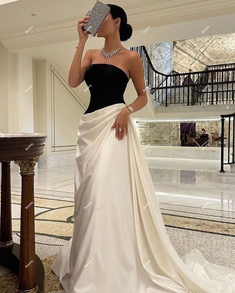 Booma Black and White Evening Dresses Strapless Pleat Formal Party Gowns Celebration Dress for Women Glamouröse Outfits, Strapless Evening Dress, Luxe Clothing, Prom Dress Evening, Classy Prom Dresses, White Evening Dress, Long Prom Gowns, Elegant Dresses Classy, Glamour Dress