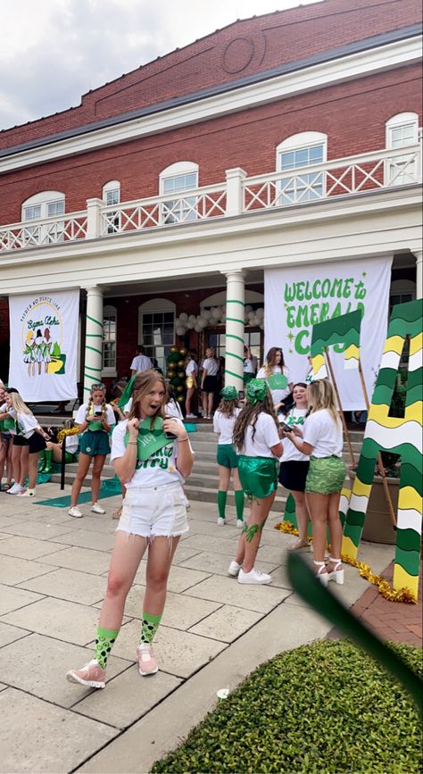 Emerald City Bid Day, Emerald City Theme, Sorority Banner, City Theme, Theta Phi Alpha, Bid Day Themes, Sigma Alpha, Alpha Sigma Alpha, Theme Days