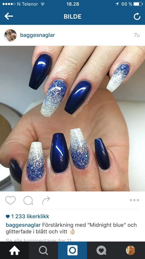 Dark Blue Nails For Wedding, Blue Christmas Nails 2023, Navy Blue And White Nail Ideas, New Years Nails Blue And Silver, Blue Winter Nail Designs Short, Wedding Nails Blue And White, Navy And White Nail Designs, Nails To Go With Dark Blue Dress, Blue Dip Nail Designs