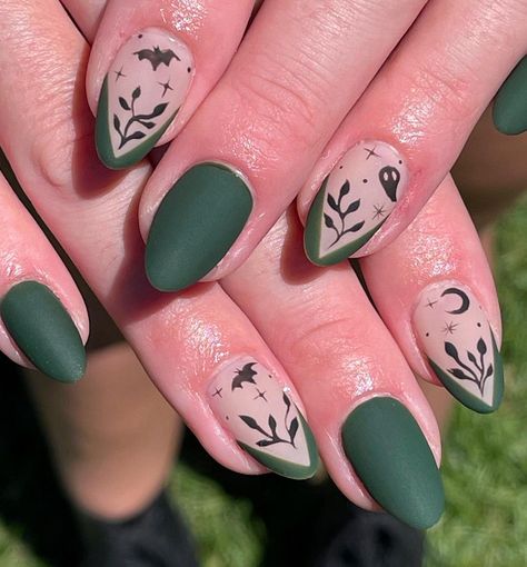 Mystical Nails, Matte Green Nails, Witch Nails, Witchy Nails, Korean Nail Art, Gothic Nails, Nail Art For Beginners, Goth Nails, Nail Art Disney