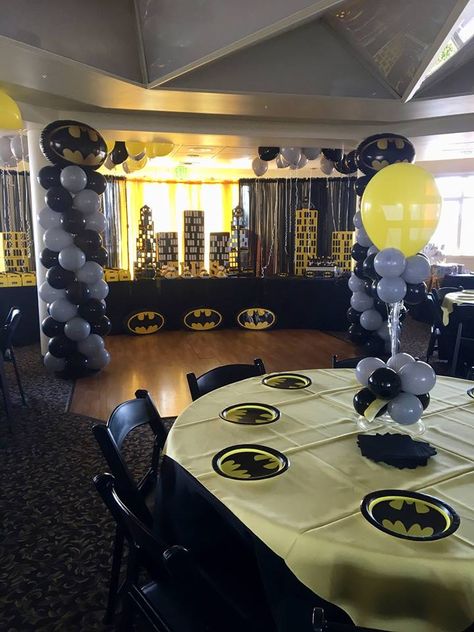 Batman Birthday Party For Adults, Batman 2nd Birthday Party, Batman Quinceanera, Adult Batman Party, Batman Themed Birthday Party Decoration, Batman 1st Birthday Party, Batman Birthday Party Ideas, Quinceañera Themes, Batman Themed Birthday Party