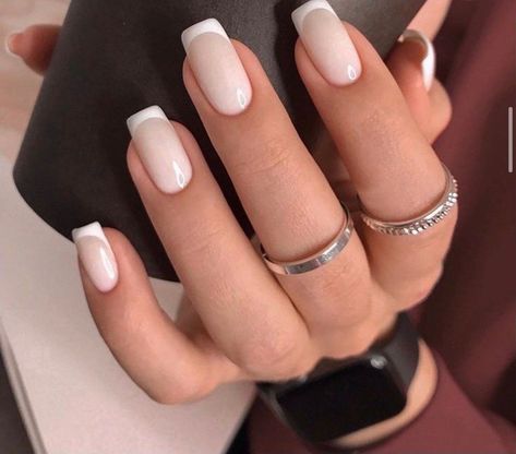 French Tips Elegant, Beige French Nails, Beige French Tip Nails, Nails Francesa, Milky White French Tip Nails, Milky White Nail, Ongles Beiges, Tip Nail Designs, Milky White Nails