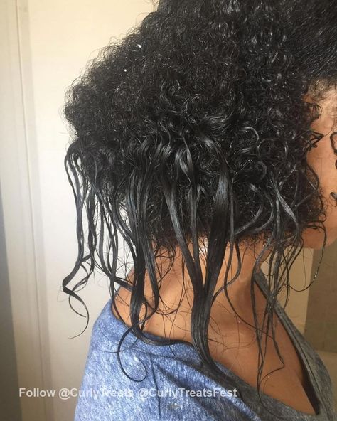 Glam. 🌷 Image: Glitter Curly Hair, Long Curly Hair Affirmations, Big Chop Hairstyles, Heat Damaged Hair, Natural Hair Transitioning, Transitioning Hairstyles, Cute Hair Colors, Natural Hair Community, Boring Hair