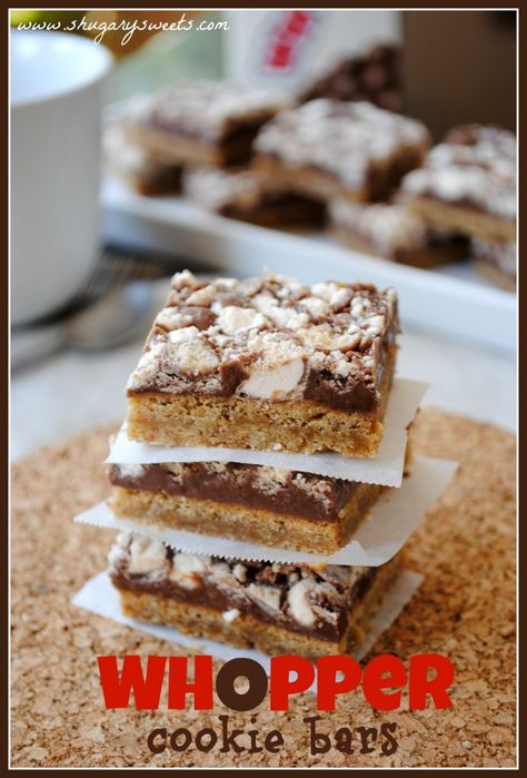 Whopper Cookie Bars- delicious malted cookie bars with a layer of fudge and whoppers! Walnut Bars, Walnut Topping, Shugary Sweets, Buttery Shortbread, Shortbread Bars, Walnut Recipes, Sweet Bar, Bar Cookies, Health Desserts